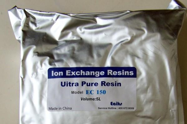 人們常說的拋光樹脂一般用于超純水處理系統(tǒng)末端，來保證系統(tǒng)出水水質(zhì)能夠維持用水標準。一般出水水質(zhì)都能達到18兆歐以上，以及對TOC、SIO2都有一定的控制能力。